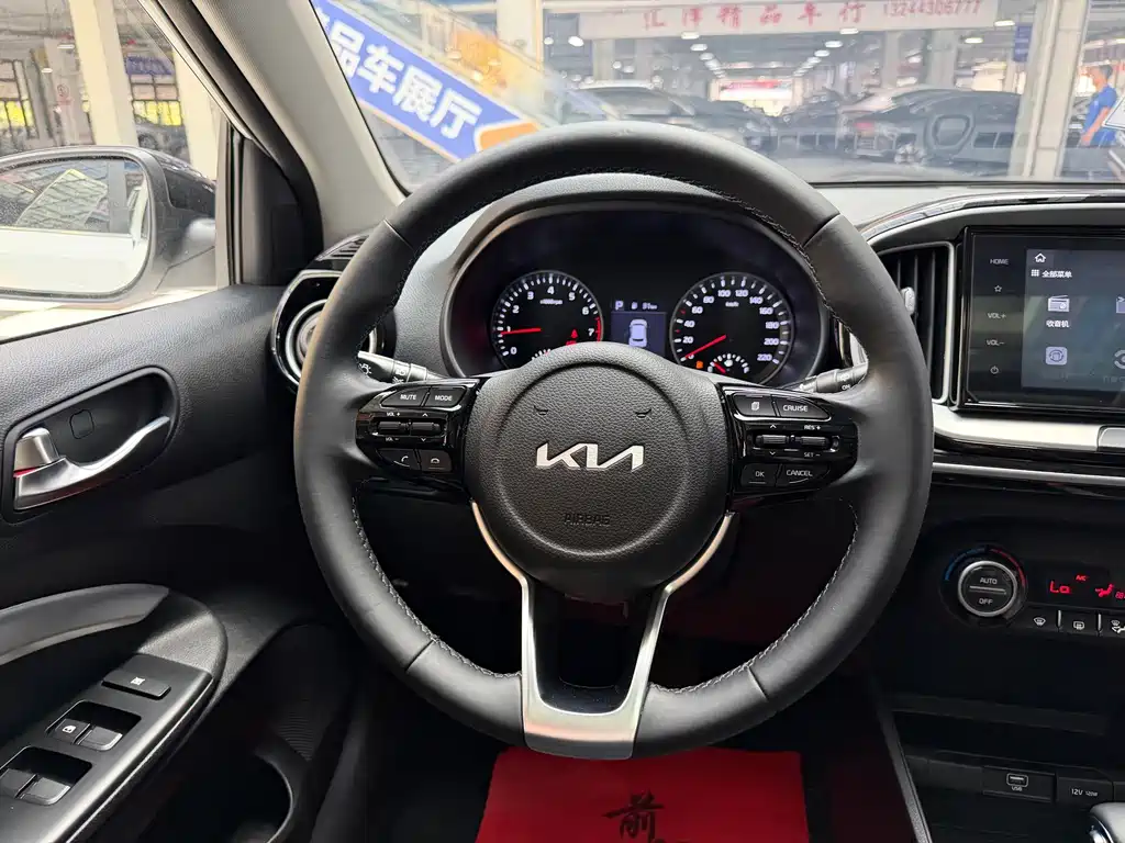 Kia KX1 — миниатюра 15