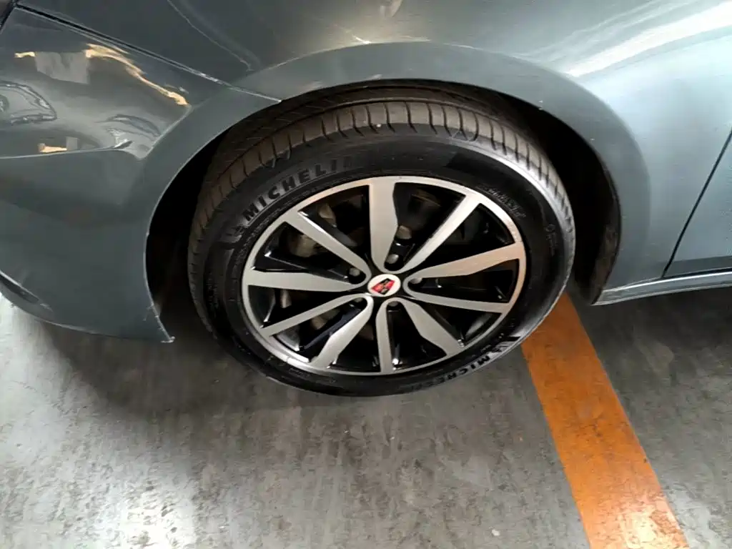 Roewe i6 Classic — миниатюра 23