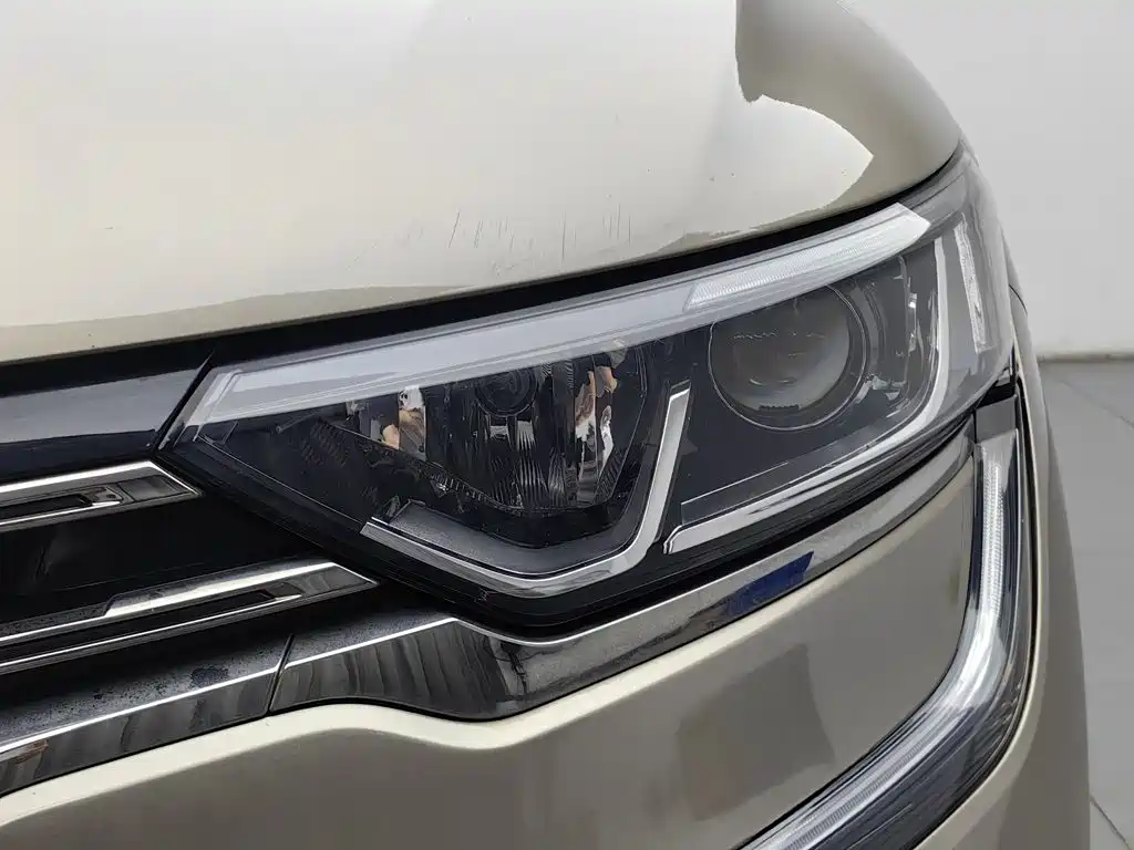 Renault Koleos — миниатюра 7