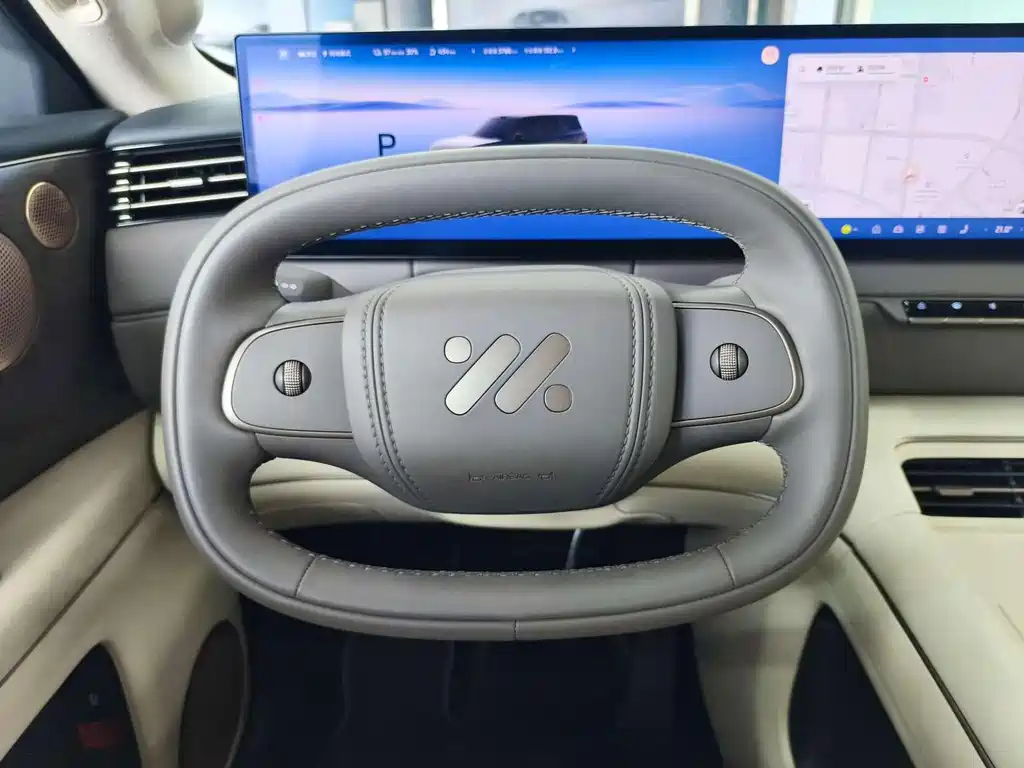 IM 智己LS8 — миниатюра 7
