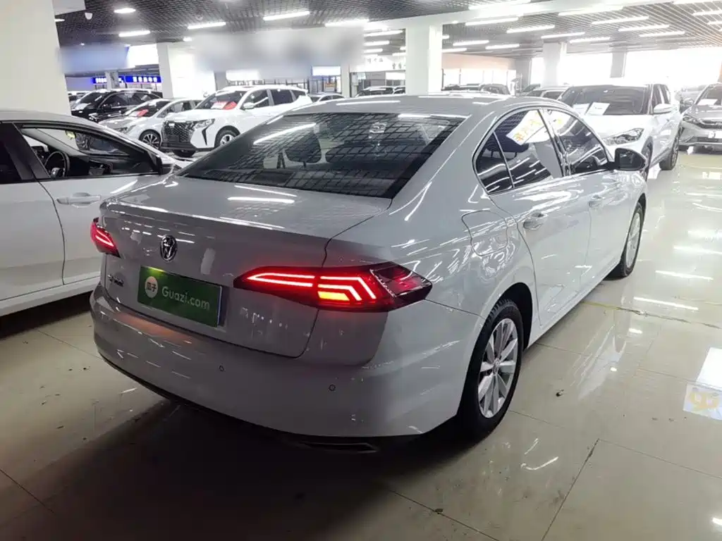 Volkswagen Bora — миниатюра 7