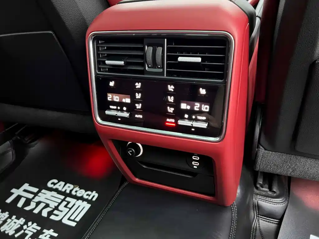 Porsche Cayenne Hybrid — миниатюра 29