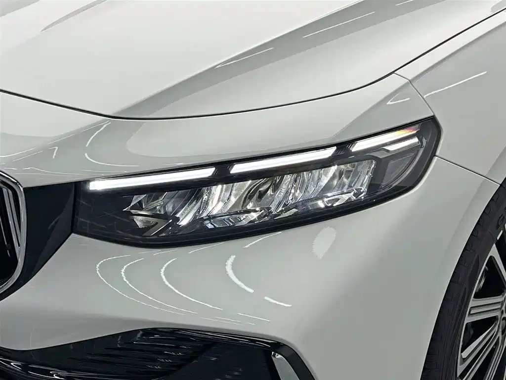 Geely Preface 2026 1.5TD