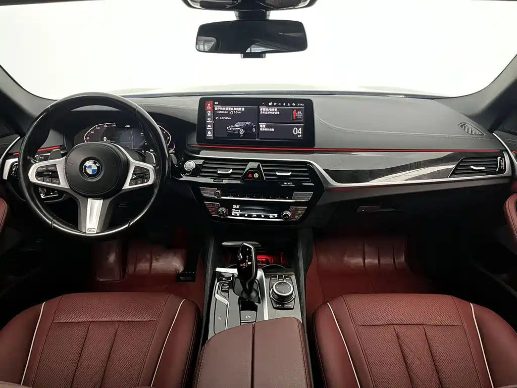 BMW 5 Series — миниатюра 11