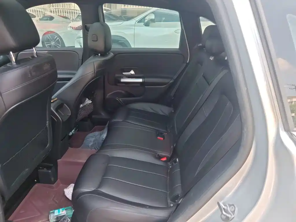 Mercedes-Benz B-Class — миниатюра 17