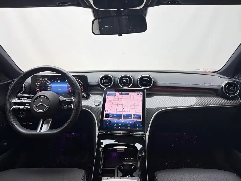 Mercedes-Benz C-Class — миниатюра 14