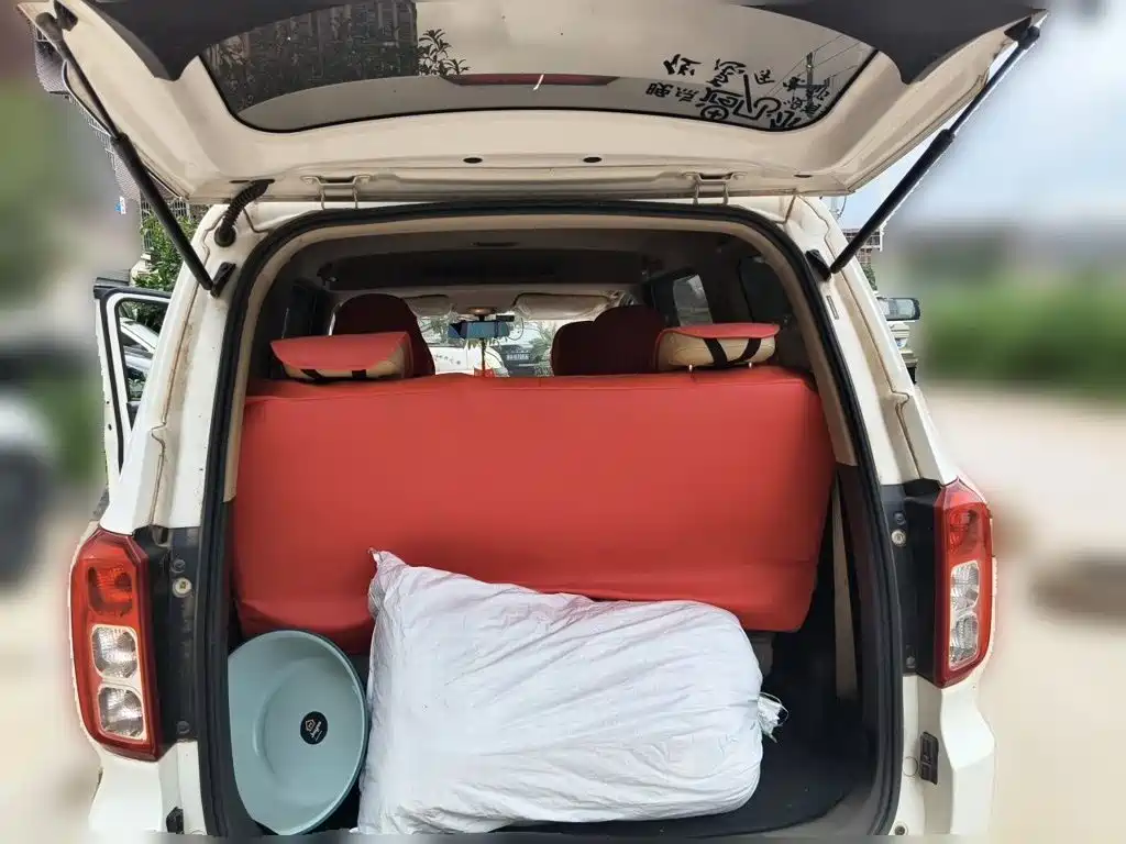 Wuling Hongguang — миниатюра 15