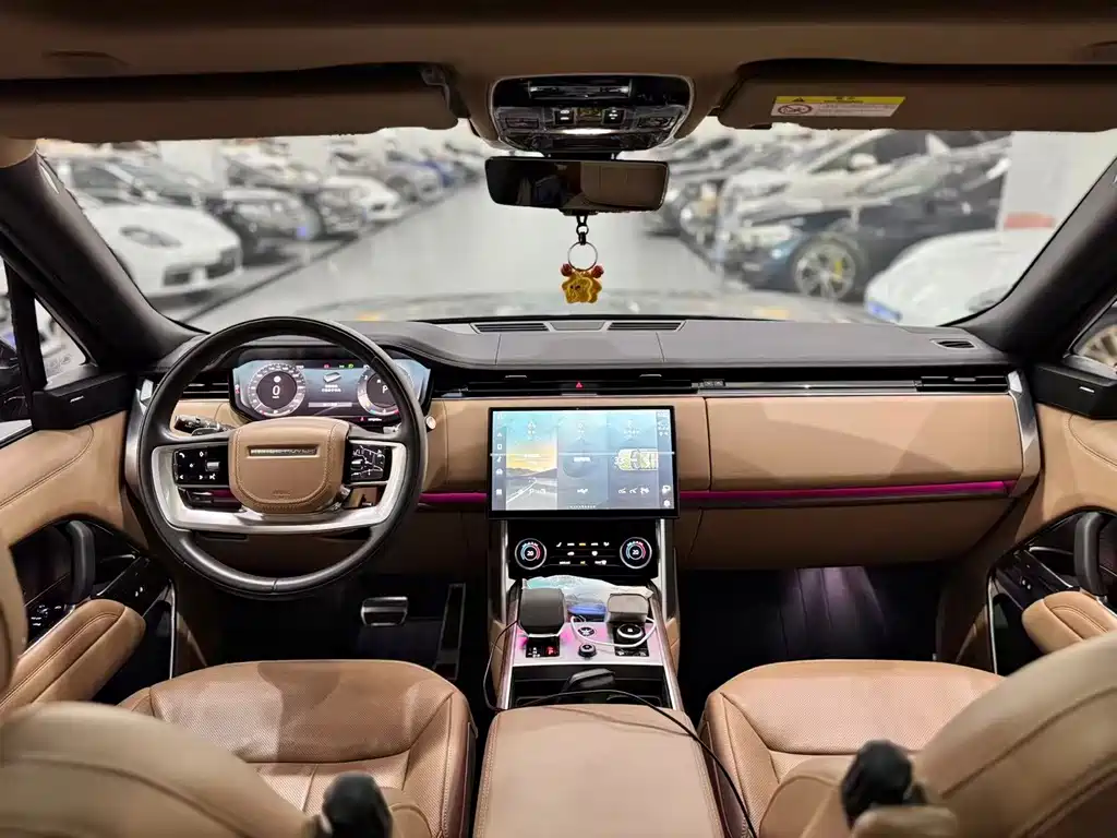 Land Rover Range Rover — миниатюра 6