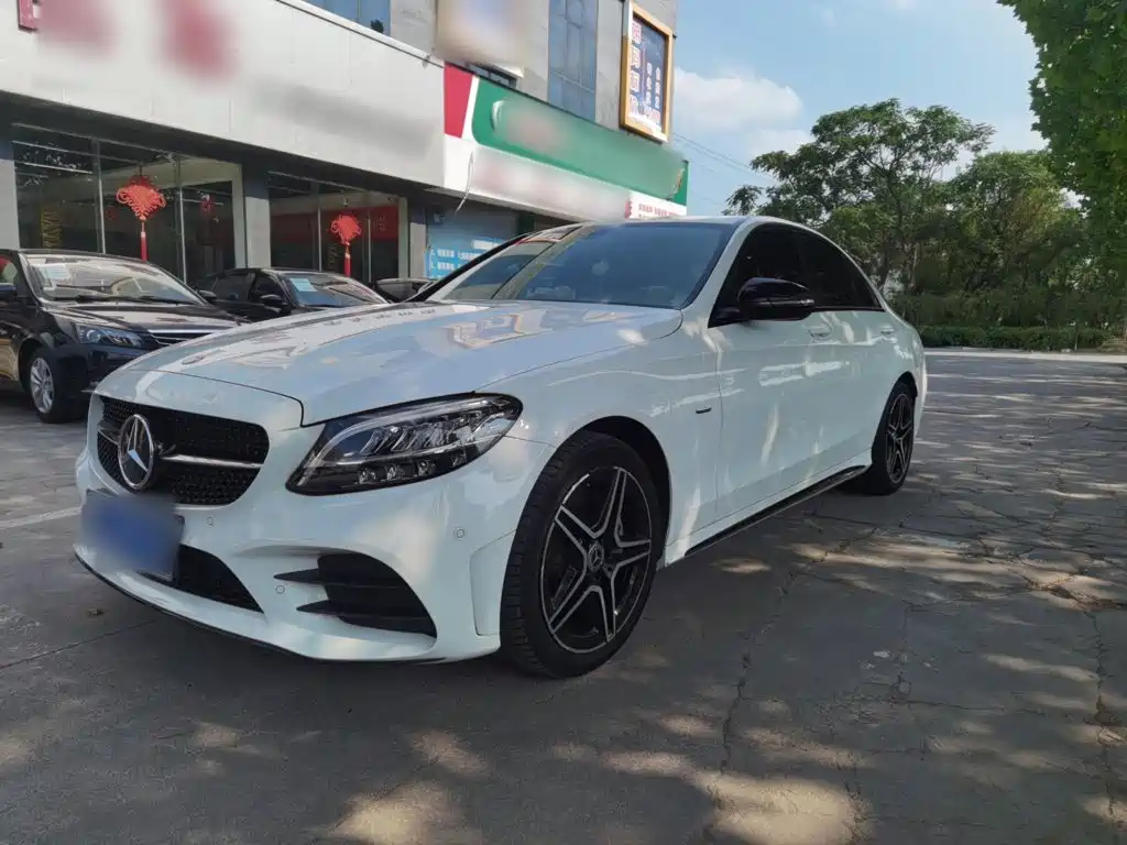 Mercedes-Benz C-Class — миниатюра 2