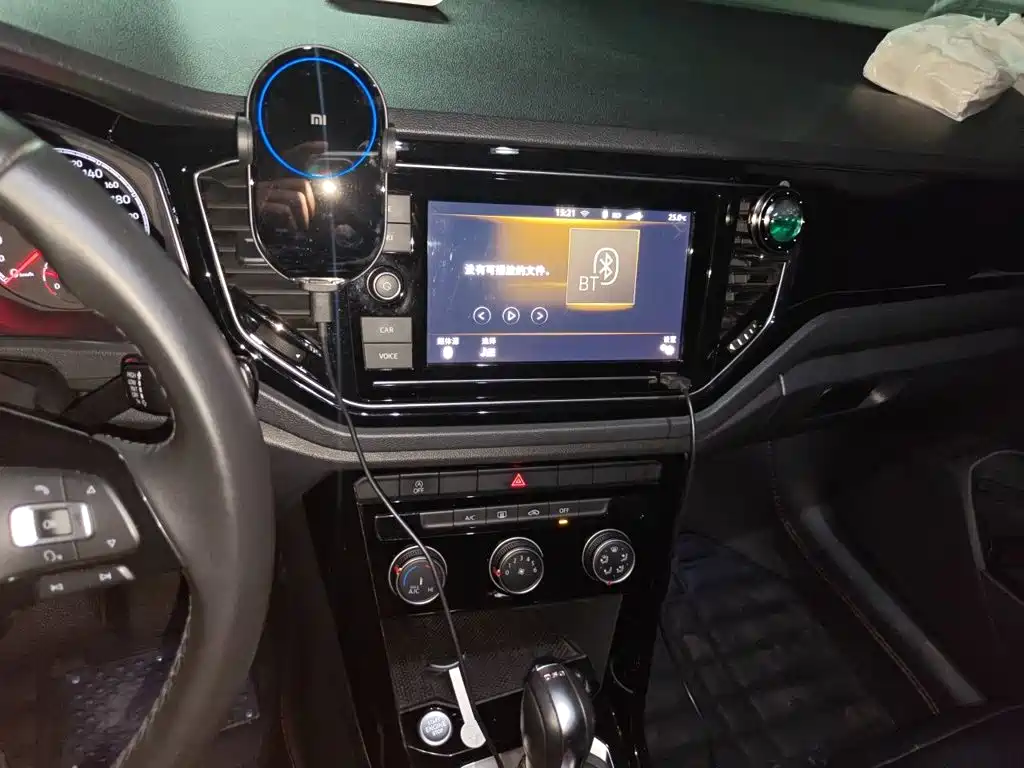 Volkswagen T-Roc — миниатюра 14