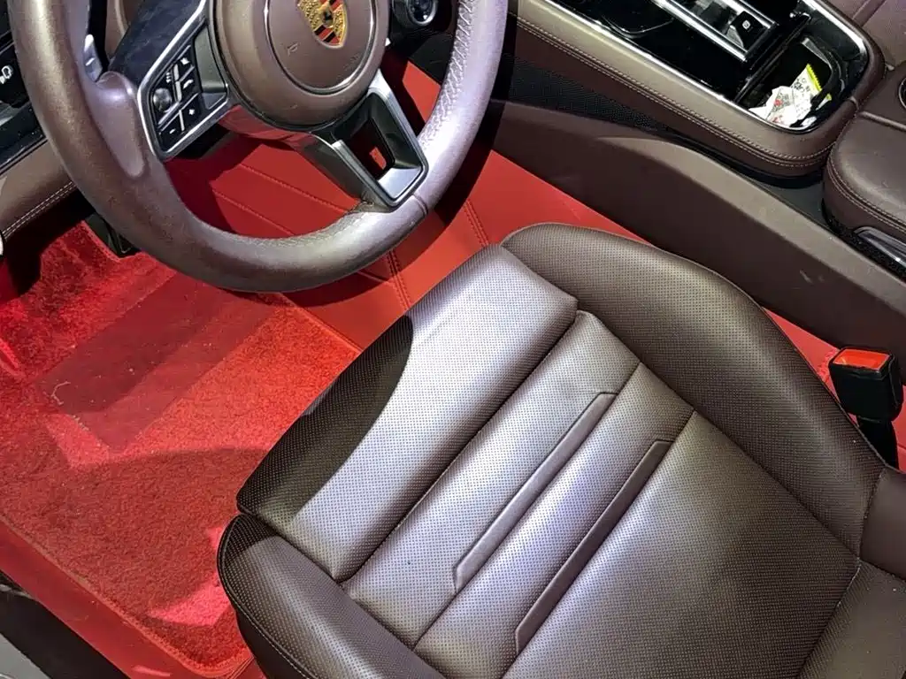 Porsche Panamera — миниатюра 2