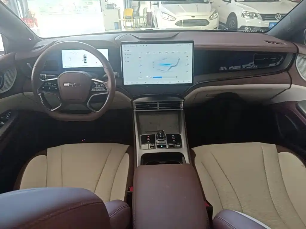 BYD Seal — миниатюра 10