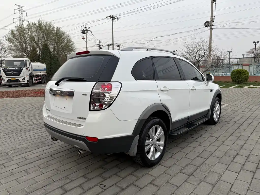 Chevrolet Captiva — миниатюра 4
