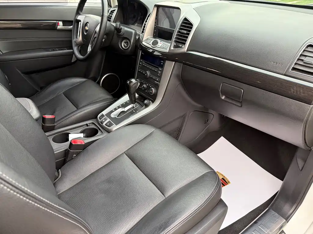 Chevrolet Captiva — миниатюра 11