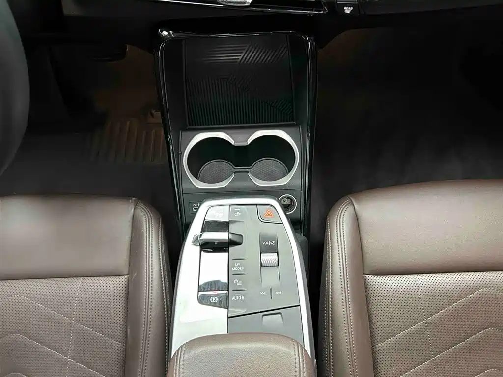 BMW X1 2023 sDrive20Li X
