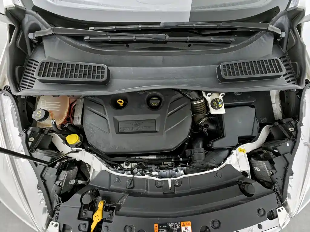 Ford Kuga — миниатюра 6