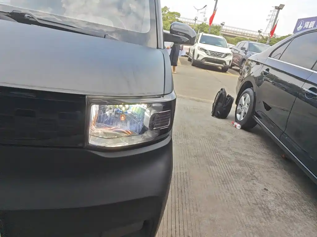 Wuling MINIEV — миниатюра 24