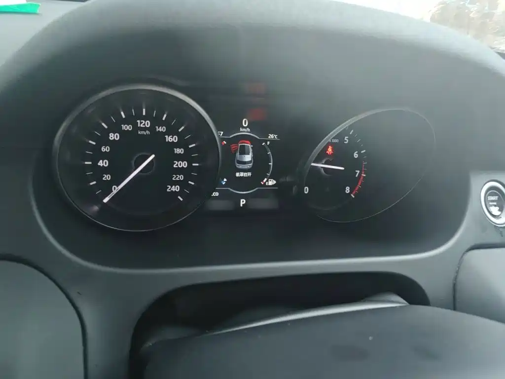Land Rover Discovery Sport — миниатюра 4