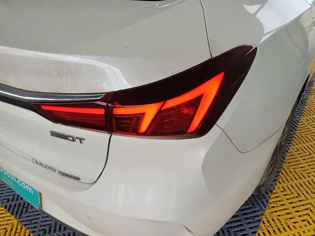 Changan Eado — миниатюра 8