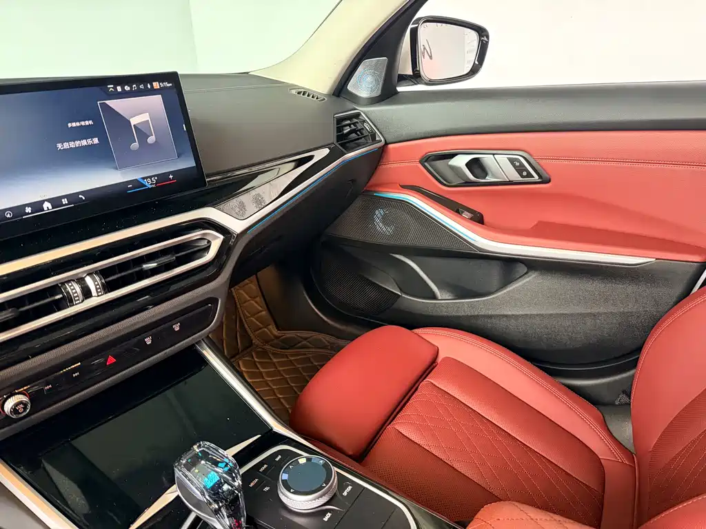 BMW i3 — миниатюра 12