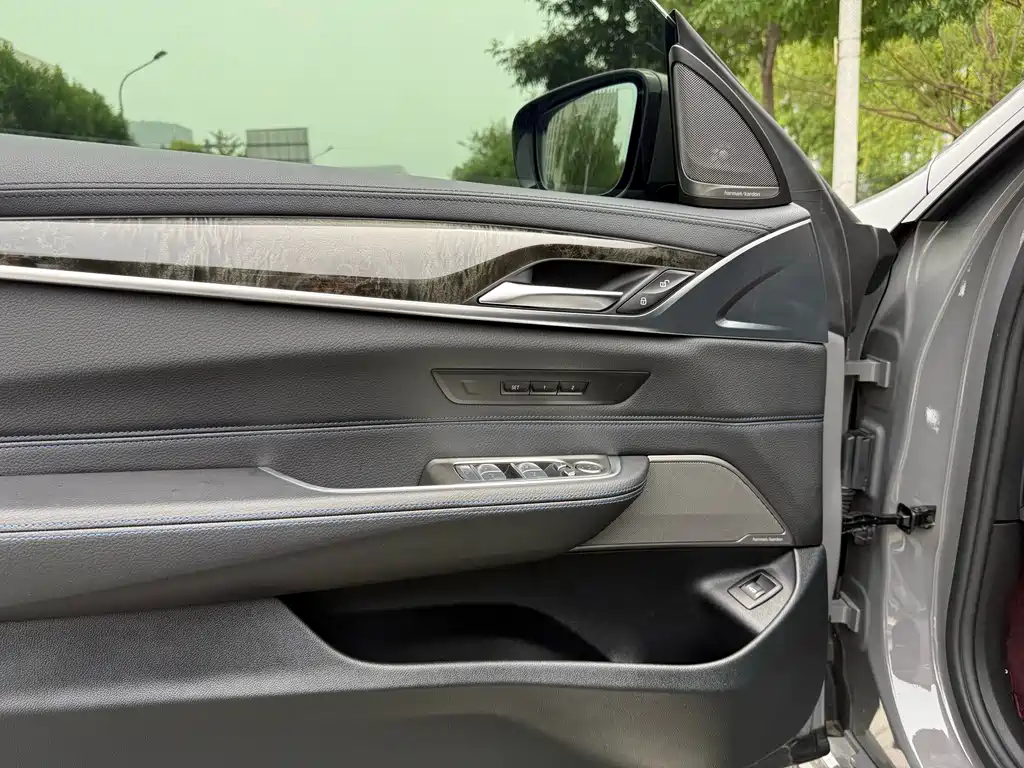 BMW 6 Series GT — миниатюра 20