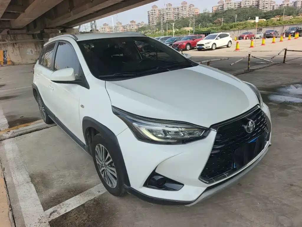 Toyota Yaris L — миниатюра 4