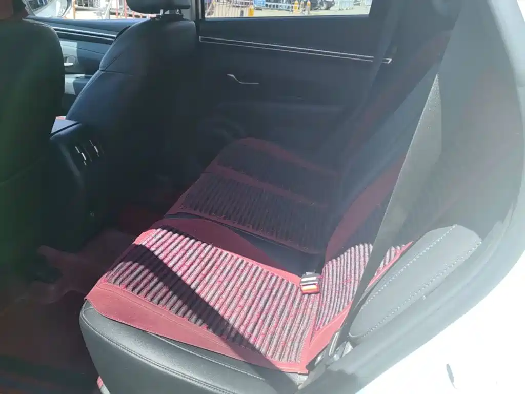 Hyundai Tucson — миниатюра 17