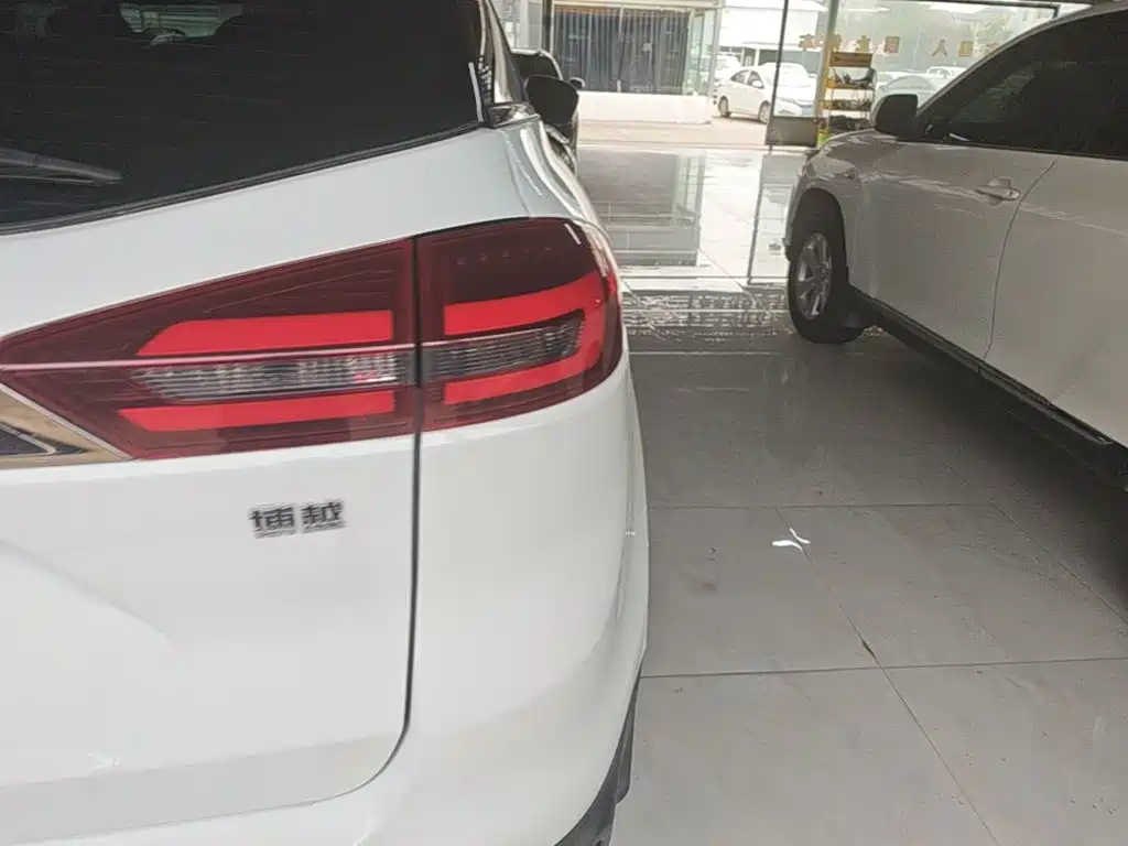 Geely Boyue — миниатюра 8