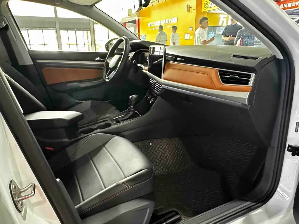 Volkswagen Bora — миниатюра 14