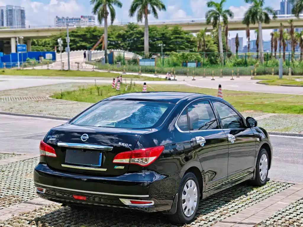Nissan Sylphy — миниатюра 4