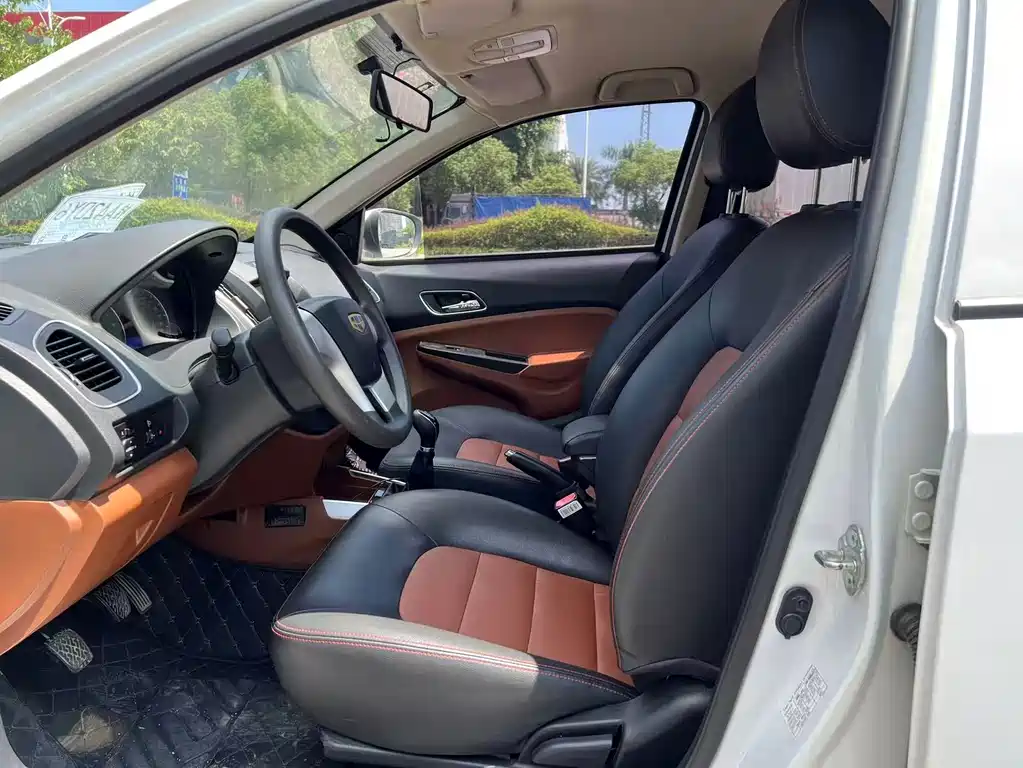 Geely King Kong — миниатюра 7