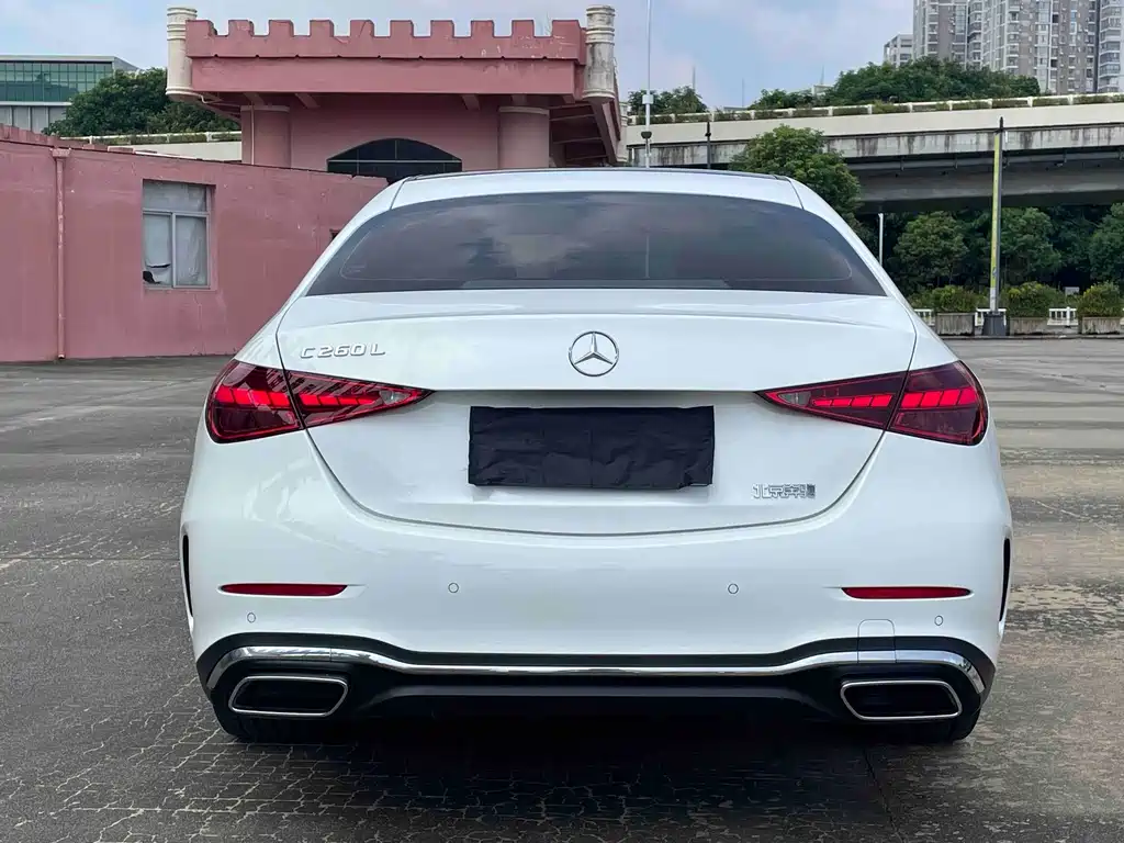 Mercedes-Benz C-Class — миниатюра 5