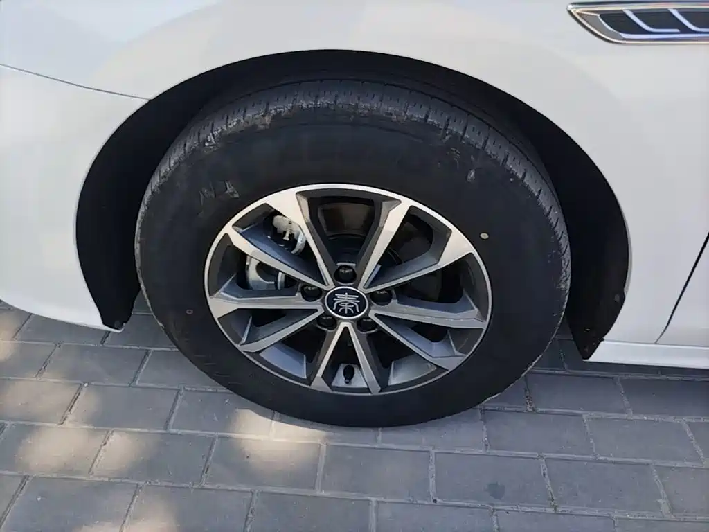 BYD Qin PLUS — миниатюра 23