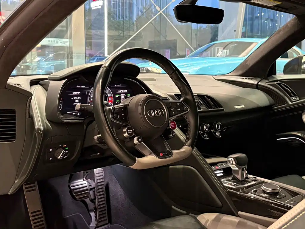 Audi R8 — миниатюра 22