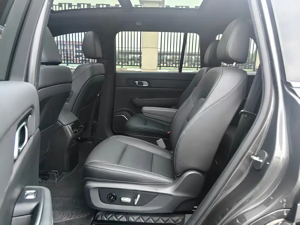 Li Auto Li ONE — миниатюра 12