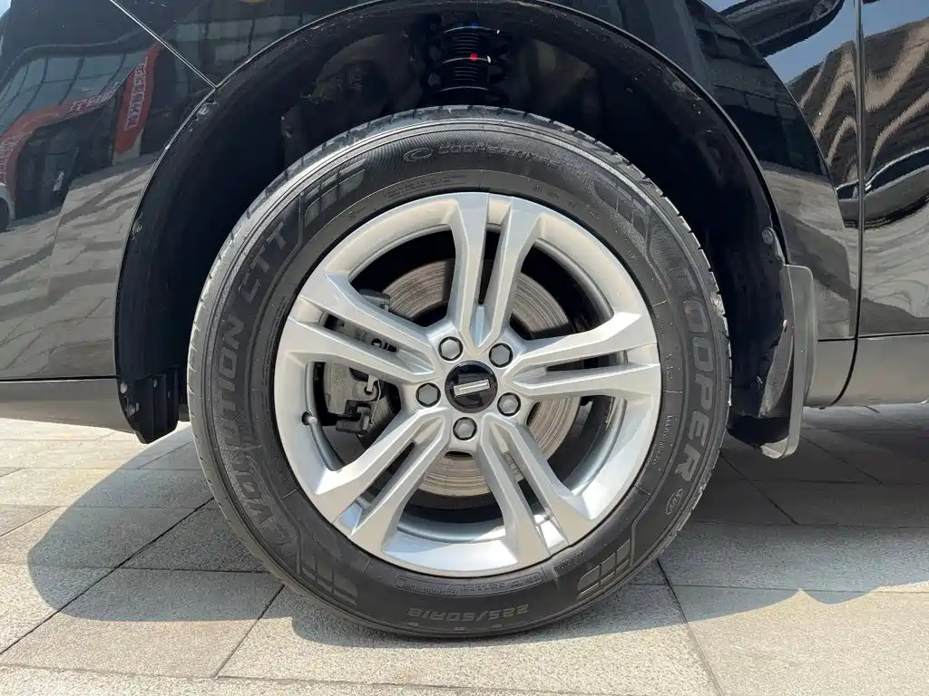 Wey Wey VV5 — миниатюра 13