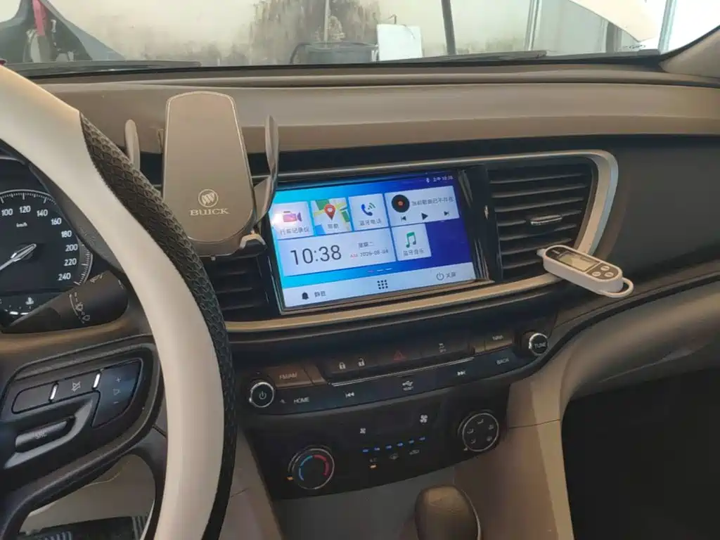 Buick Excelle — миниатюра 13