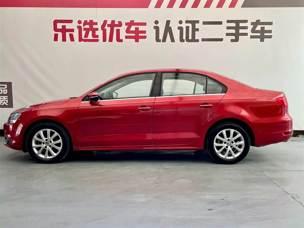 Volkswagen Sagitar 2012 1.4TSI AT Luxury
