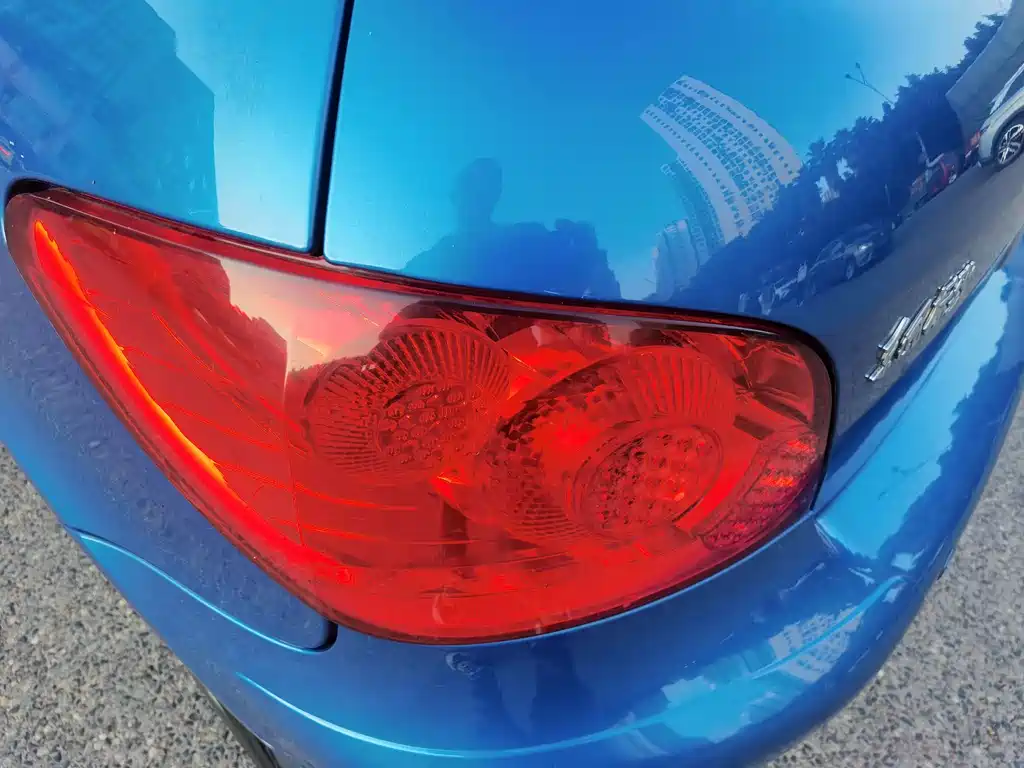 Peugeot 307 — миниатюра 7
