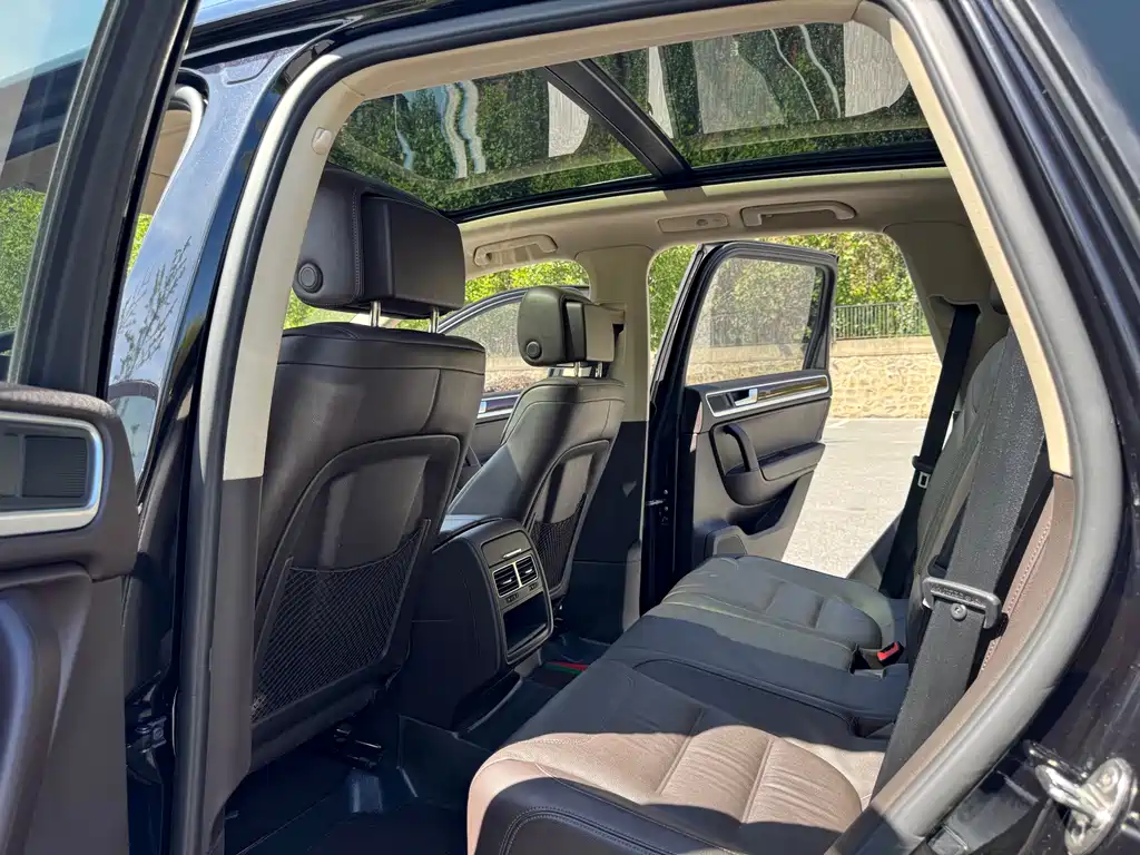 Volkswagen Touareg — миниатюра 12