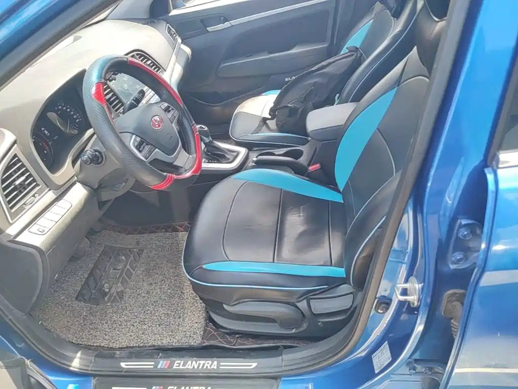 Hyundai Elantra — миниатюра 22