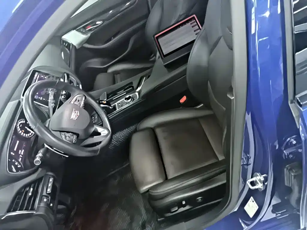 Cadillac CT5 — миниатюра 15