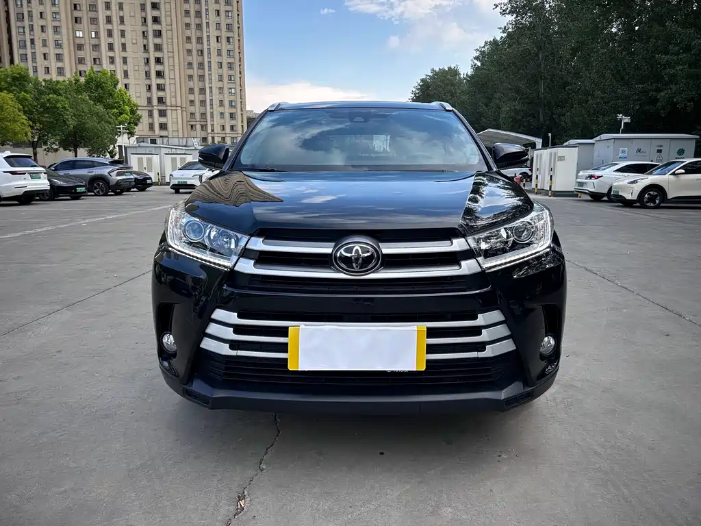 Toyota Highlander — миниатюра 2