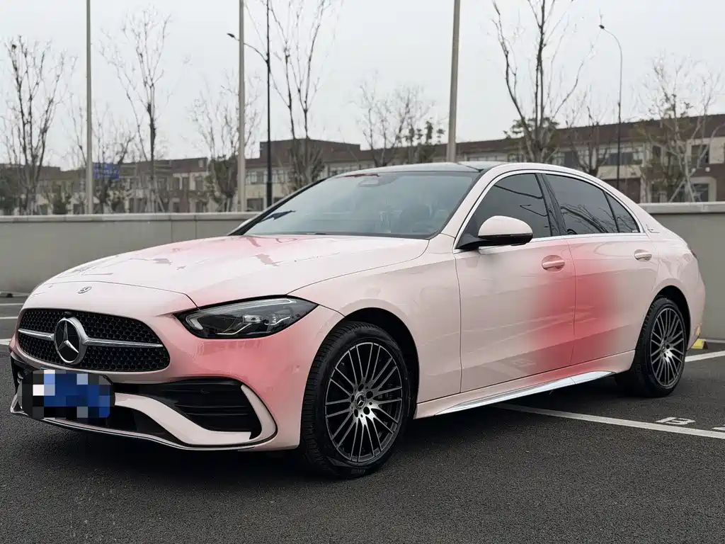 Mercedes-Benz C-Class 2024
