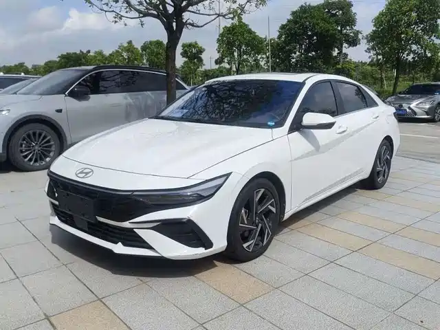 2024 Hyundai Elantra