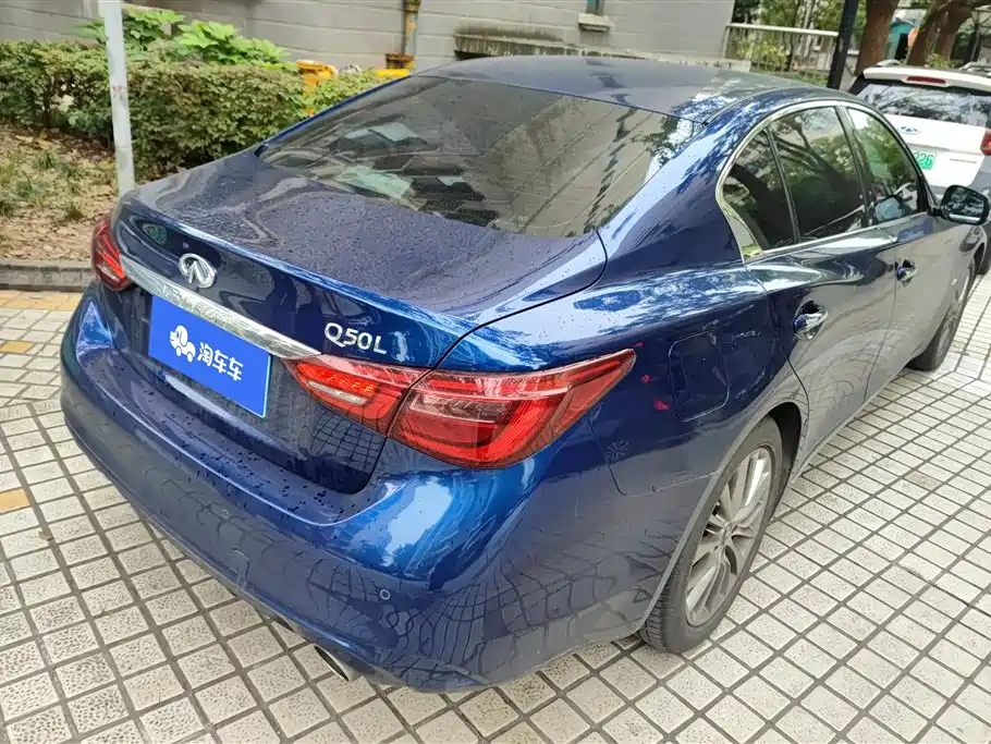 Infiniti Q50L 2018 2.0T VI