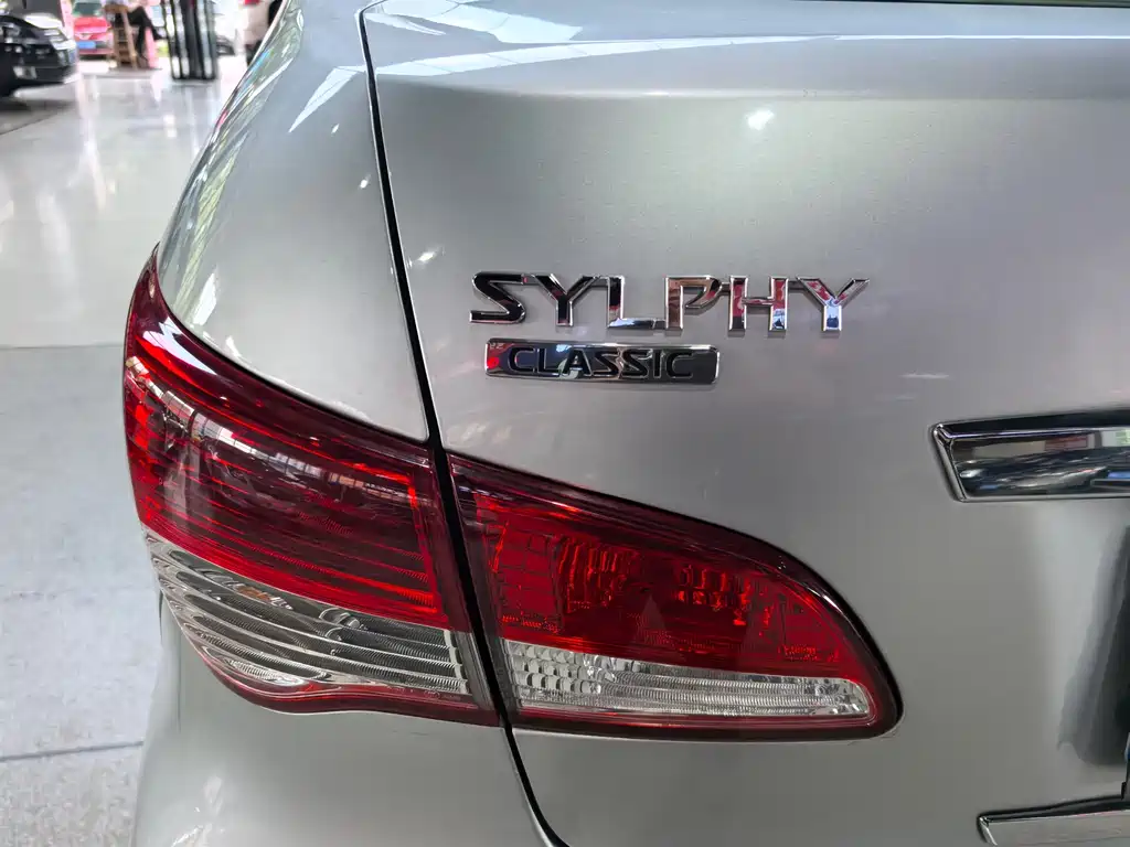 Nissan Sylphy — миниатюра 6