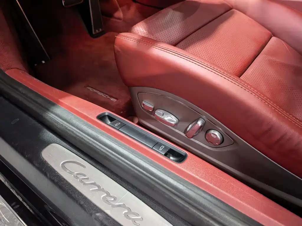 Porsche 911 — миниатюра 14