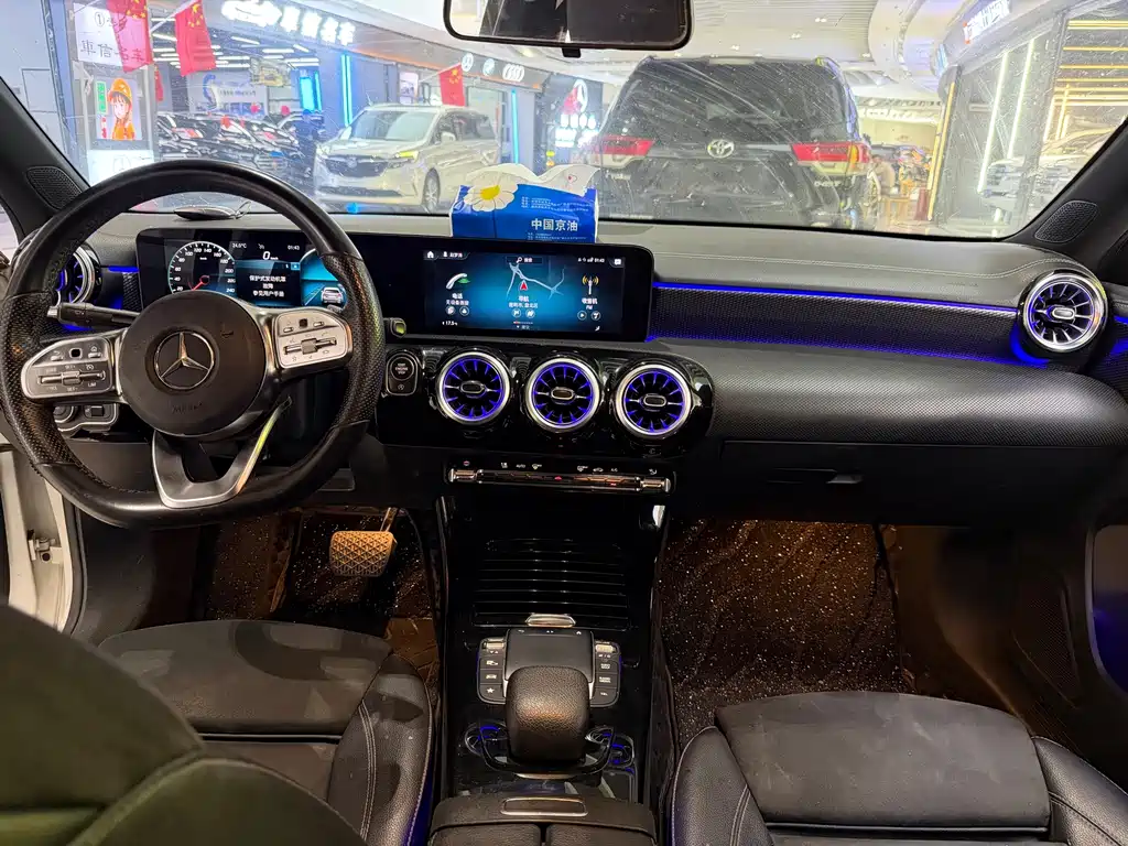Mercedes-Benz A-Class — миниатюра 5