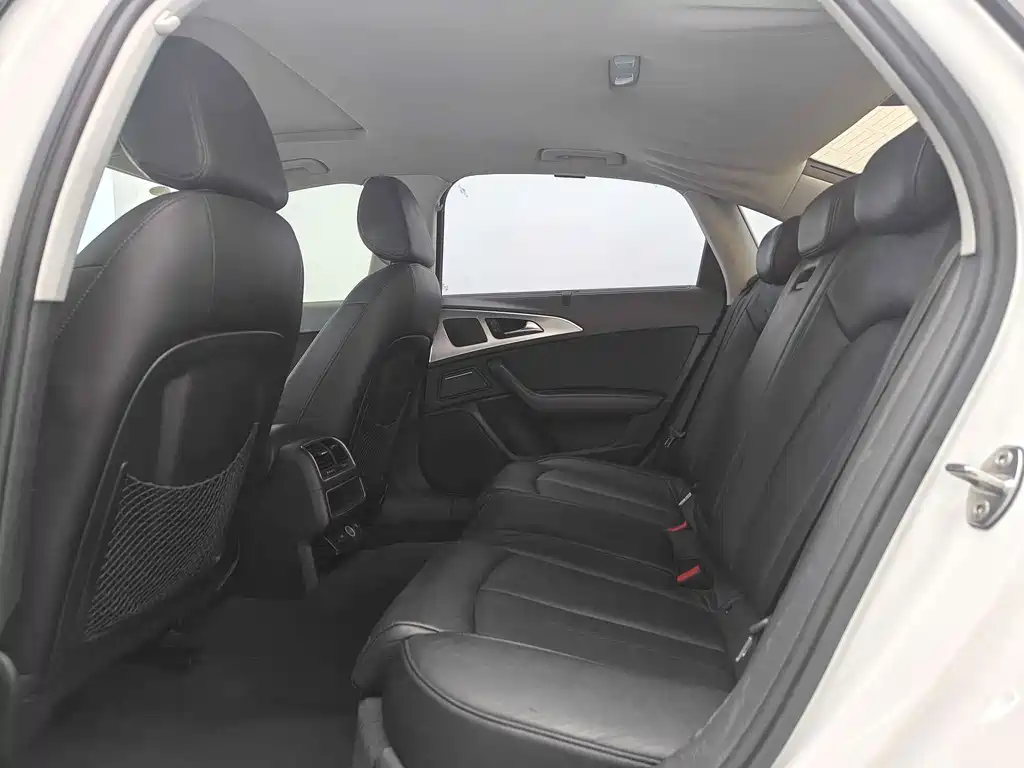 Audi A6L — миниатюра 11